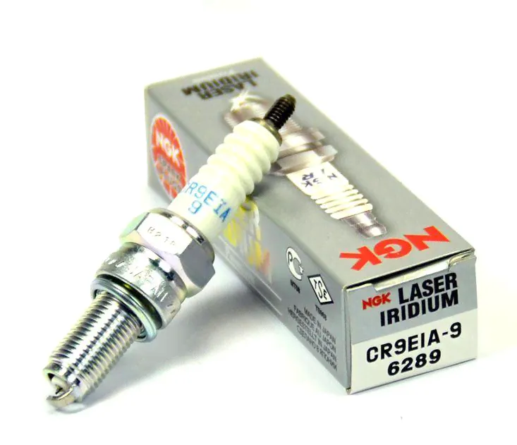NGK Комплект свечей зажигания CR9EIA9